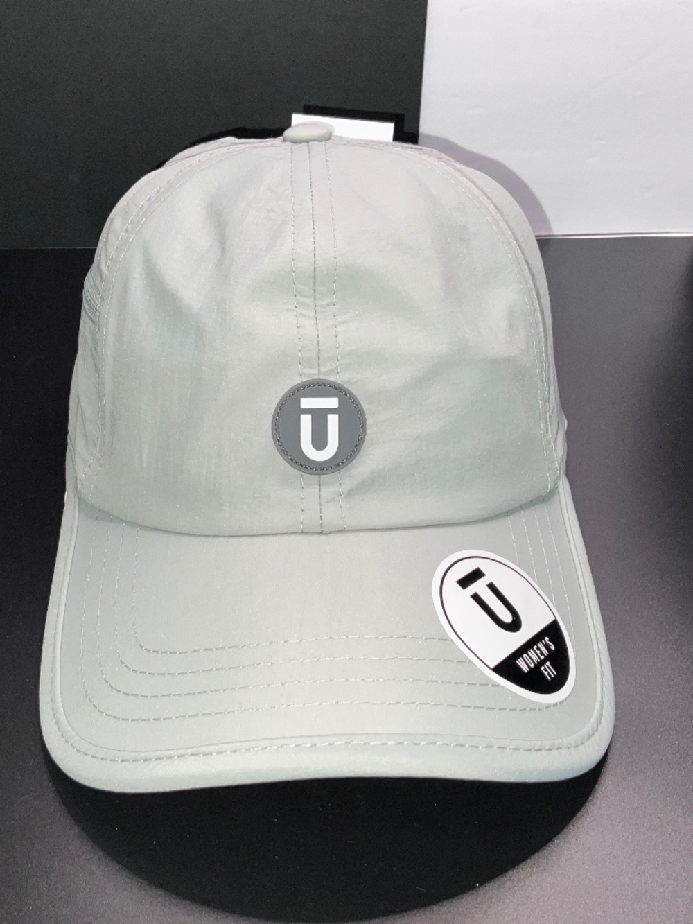 FUL Hat W/Adjustable Bungee Cord BackStrap.3D Rubber Logo. NEW. Gray.